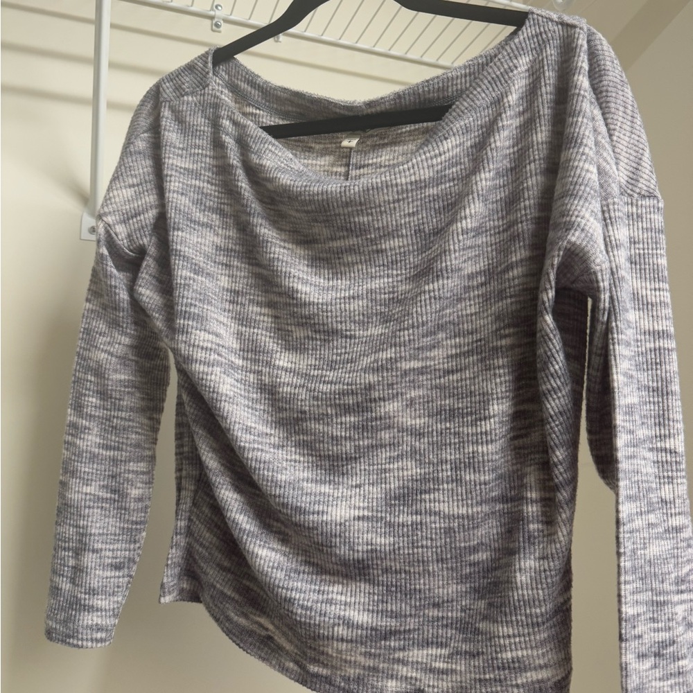 Gray Ribbed Long Sleeve Top
